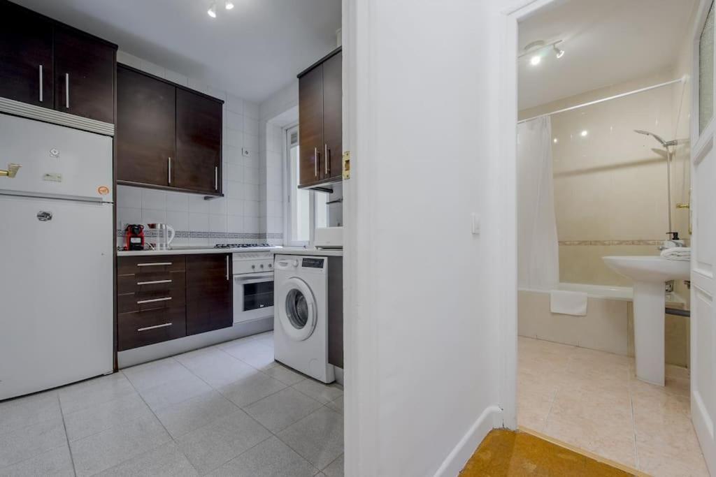 Apartamento Classic Apt 7pax En El Corazon De La Latina/madrid Madrid